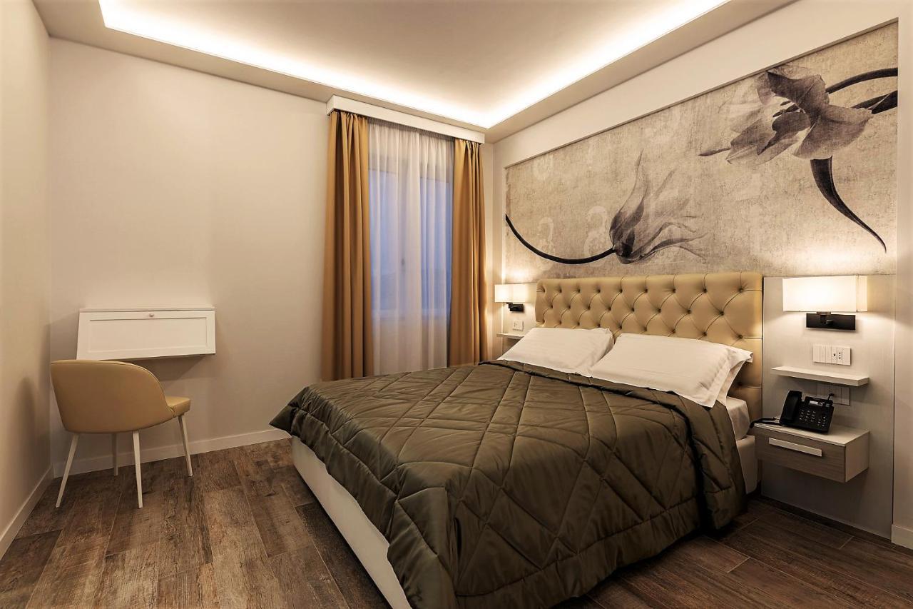 Petit Hotel ปาล์มเดดเซิร์ท ภายนอก รูปภาพ