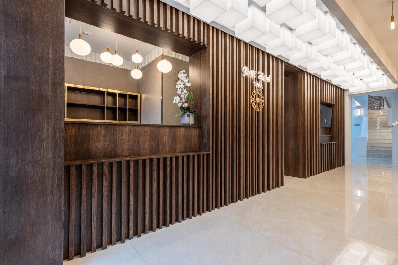 Petit Hotel ปาล์มเดดเซิร์ท ภายนอก รูปภาพ